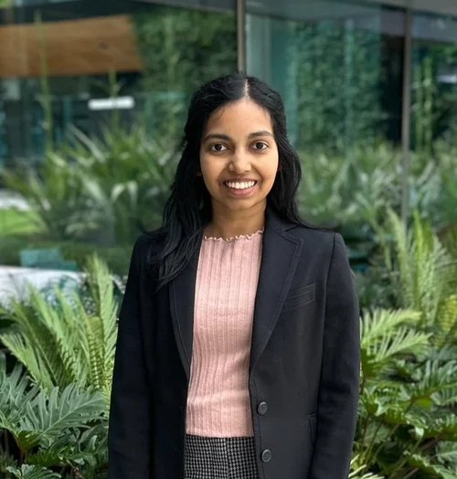 Mayya Venkat from Nutrition Revitalised posing for a profile photo.